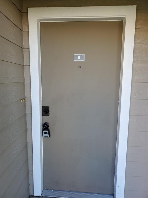 Foto del edificio - 6701 Sands Point Dr