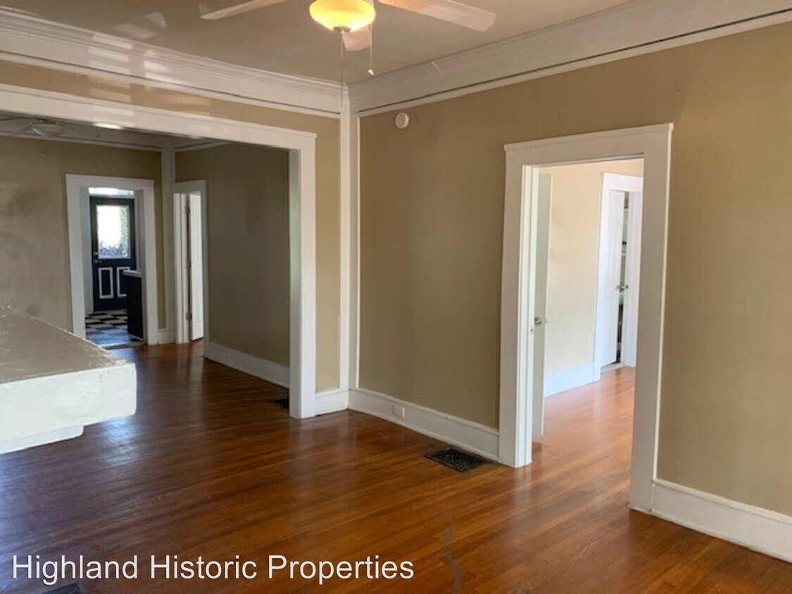Building Photo - 1325 19th St S