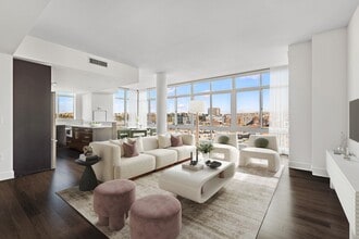 Building Photo - 1100 Maxwell Ln Building Photo - 1100 Maxwell Ln