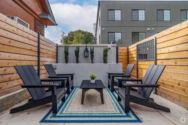 Building Photo - Gabbott's Row Townhomes