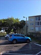 Building Photo - 1800 SW 81st Ave