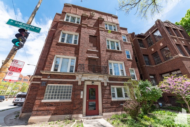 Foto del edificio - 7735 N Sheridan Rd