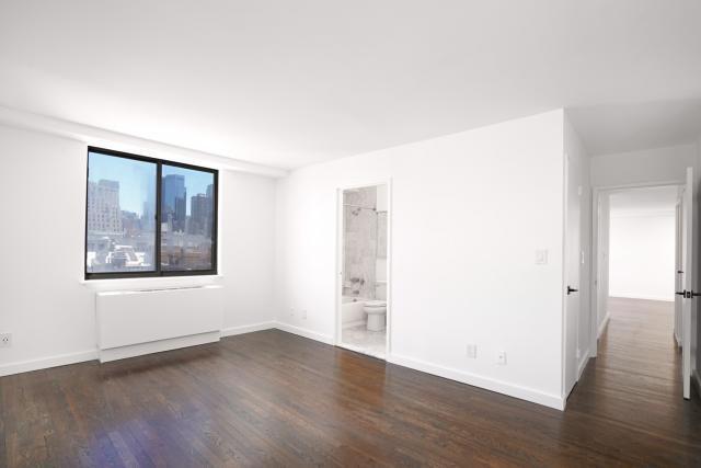 Building Photo - 2 bedroom in New York NY 10036