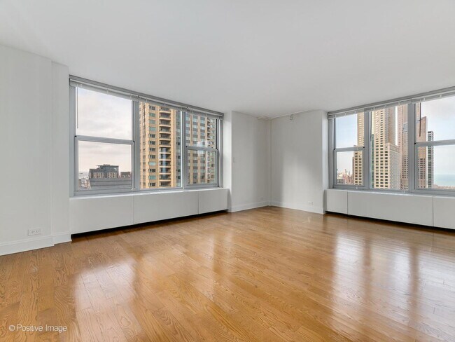 Building Photo - 777 N Michigan Ave