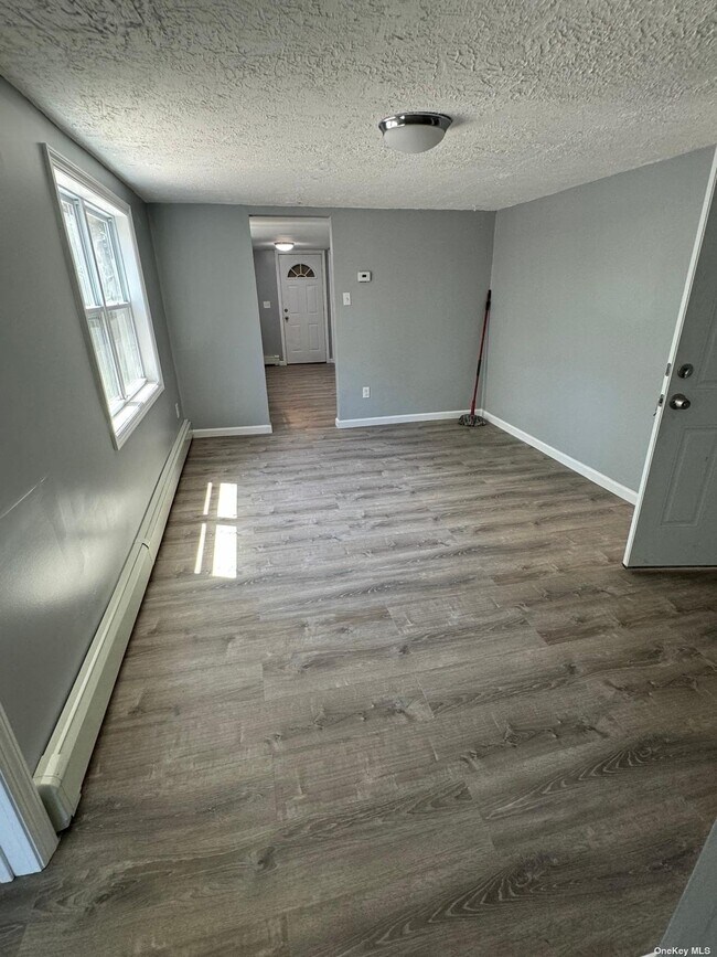 62 Wheeler Rd, Central Islip, NY 11722 House Rental in Central Islip, NY