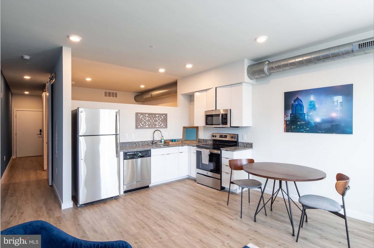 Photo - 2120-34 E York St-A508