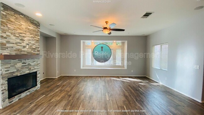 Foto del edificio - 4938 Ficus Ct