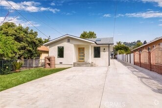 Building Photo - 2361 Moss Ave