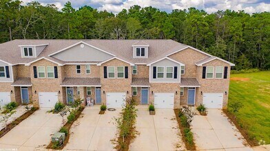 Building Photo - 6783 Spaniel Dr