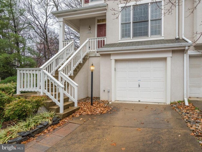Building Photo - 11300 Fairwind Way