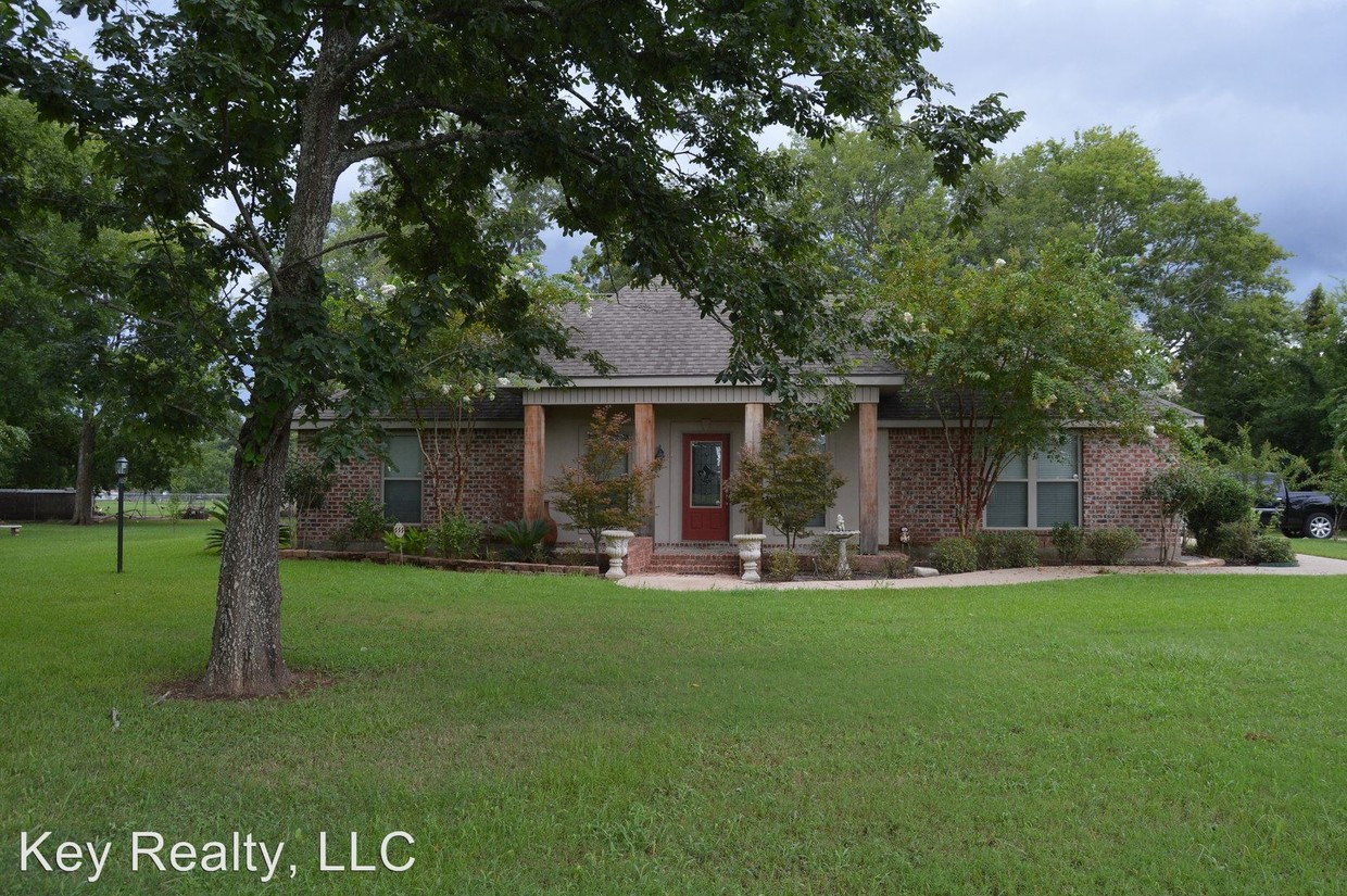 Primary Photo - 6893 Bayou Rapides Rd