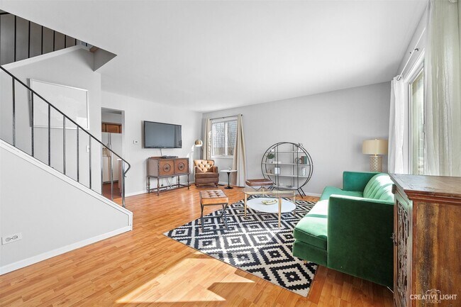 Foto del edificio - 748 Hageman Pl