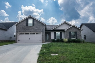 Building Photo - 832 Shelton Cir