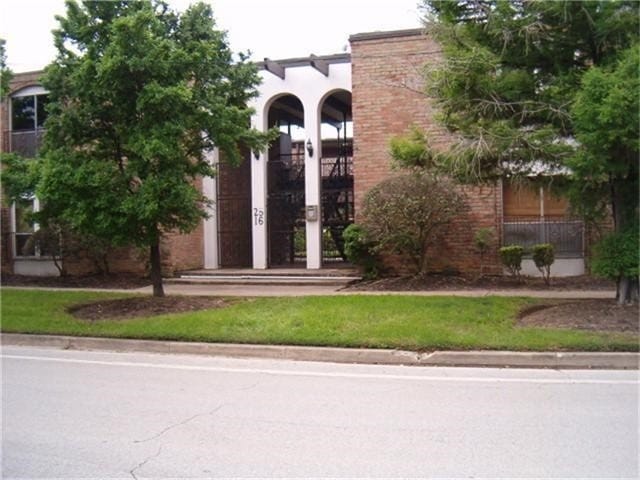 Building Photo - 2516 Commonwealth St