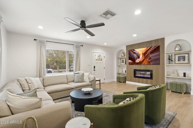 Foto del edificio - 3515 E Piccadilly Rd