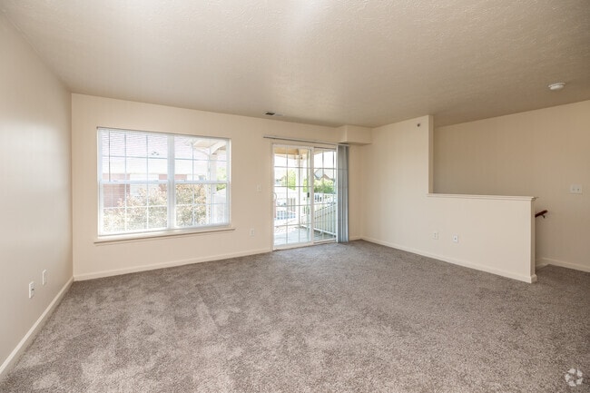 1BR, 1BA - 831 SF - Cross Creek