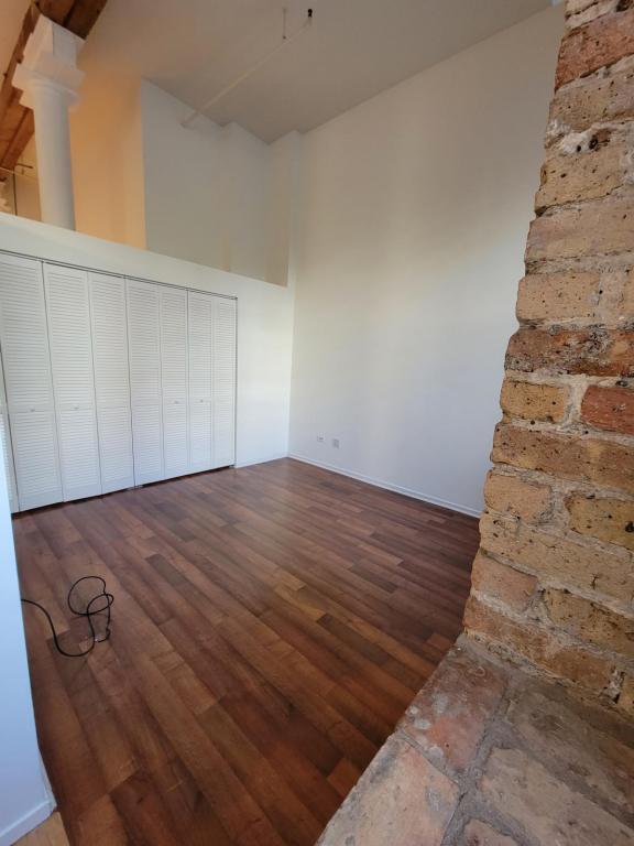 Foto del edificio - 417 S Jefferson St