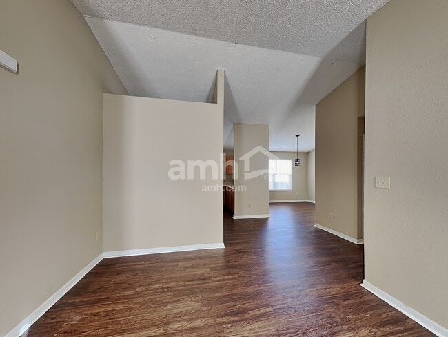 Building Photo - 8036 Whistlewood Dr
