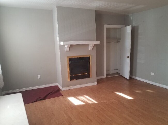 Sala de estar - 3459 Denny St