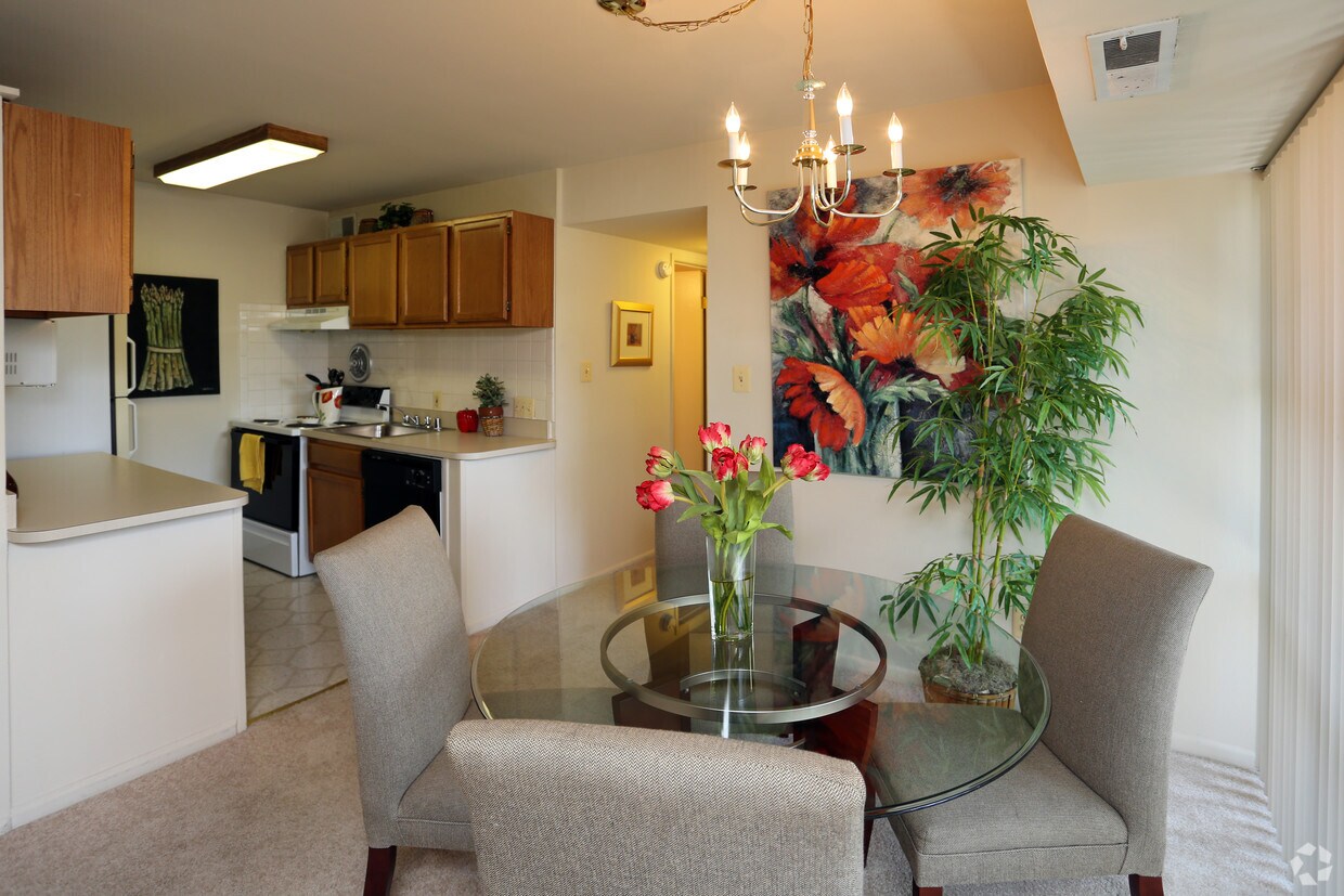 Glenmont Forest Apartments in Silver Spring, MD