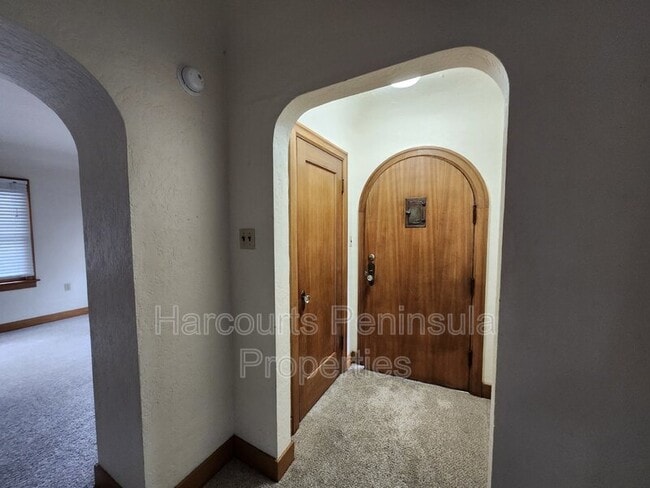 Foto del edificio - 1909 Gregory Way