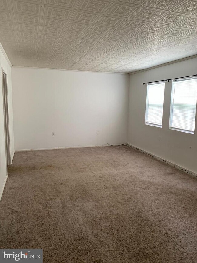Foto del edificio - 721 Stouffer Ave