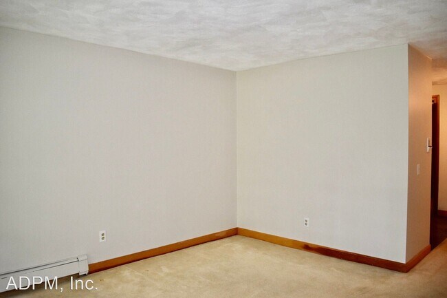 Building Photo - 1 br, 1 bath House - 209 Great Road, Apt C7