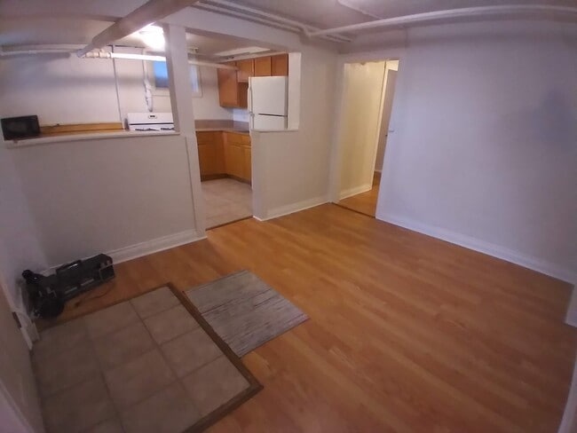Living room to kitchen - 1248 Pennsylvania St