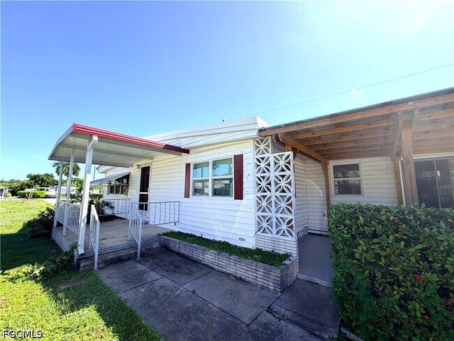 Building Photo - 139 Gaslight Ave