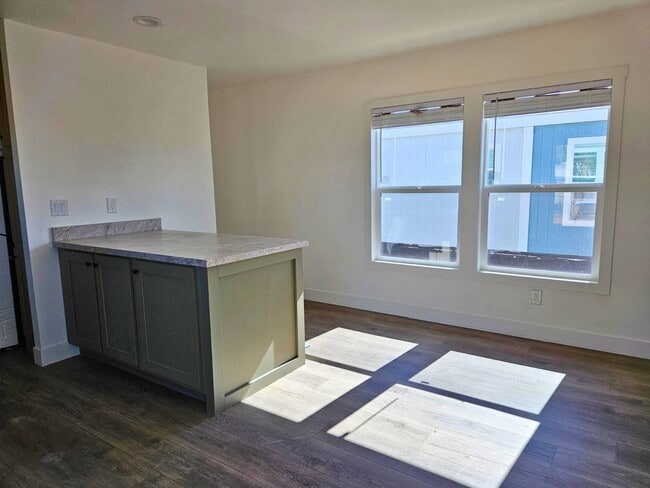 Building Photo - 1431 N French St