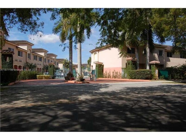 Building Photo - 15750 SW 92nd Ave