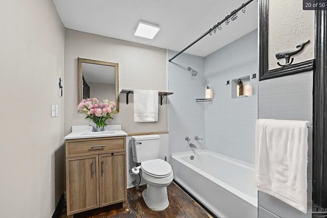 Building Photo - 2989 N 5th Ave