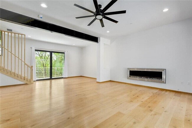 Foto del edificio - 1411 E M. Franklin Ave