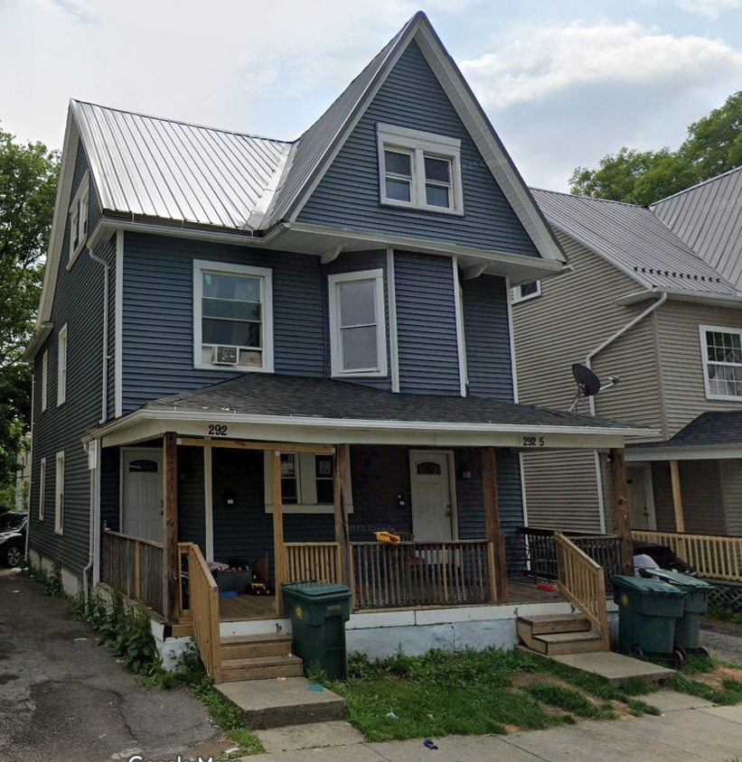 Building Photo - 292 Reynolds St