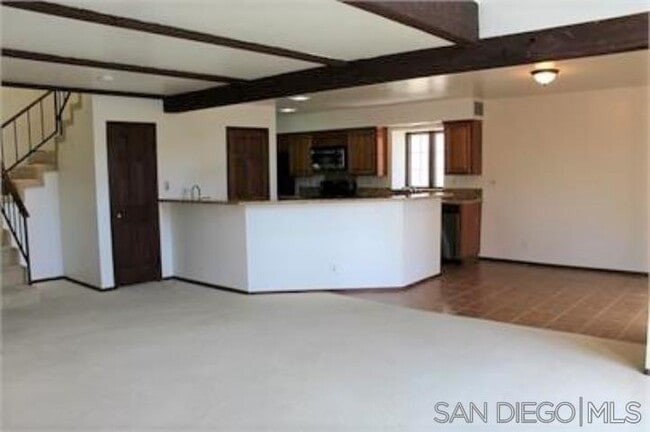 Building Photo - 8656 Villa La Jolla Dr