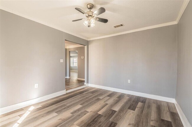 Building Photo - 11517 Ainsworth Dr
