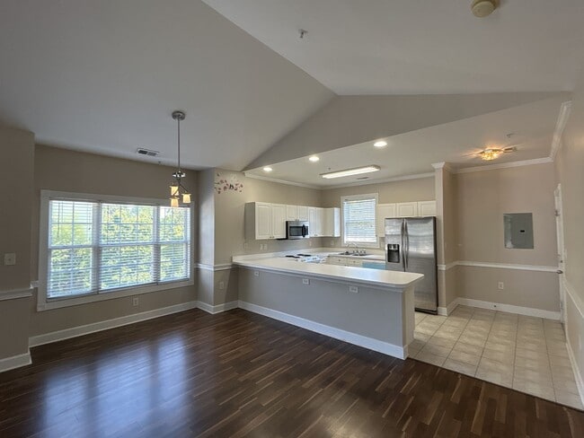 Building Photo - 8639 Coralbell Ln