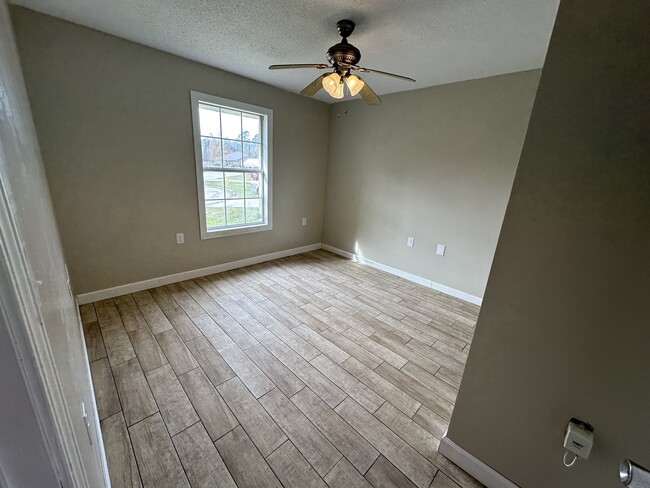 Bedroom 2 - 5 Laudeac Ct