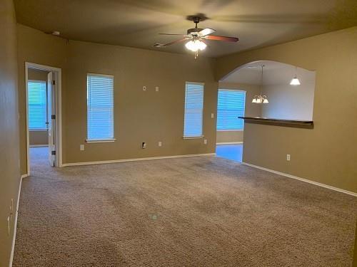 Foto del edificio - 605 E Juniper Ln