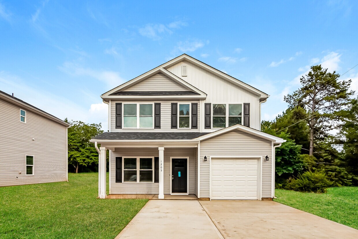 7823 Bellhaven Blvd, Charlotte, NC House Rental in Charlotte, NC