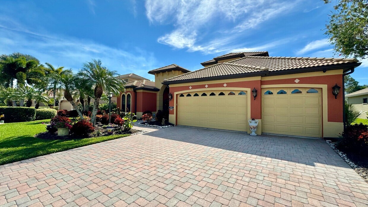 Primary Photo - Executive Pool Home In Sarasota
