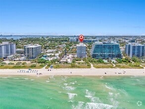 Building Photo - 9341 Collins Ave