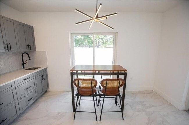 Foto del edificio - 1112 NE 17th Terrace