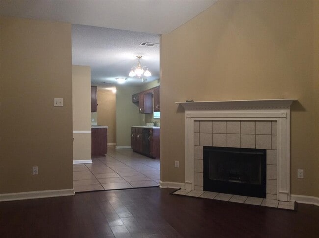 Foto del edificio - Cozy 3br/2ba Cordova home near Shelby Farm...