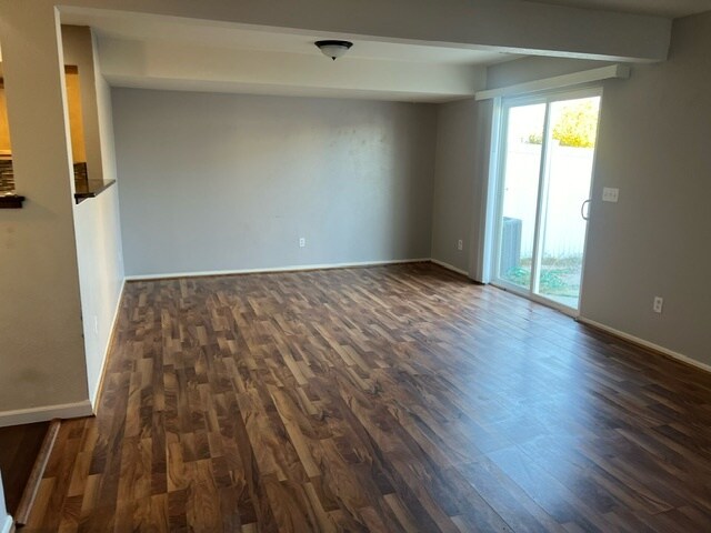 Foto del edificio - 6956 Umpqua River Rd