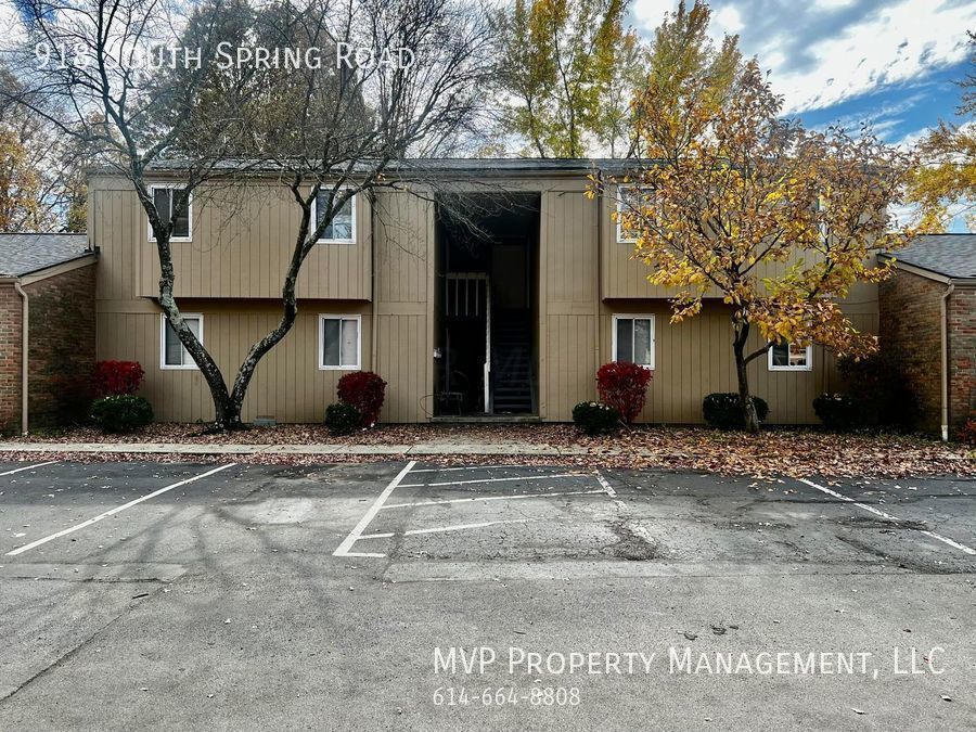 Primary Photo - Inviting 2 bedroom in the Westerville Scho...