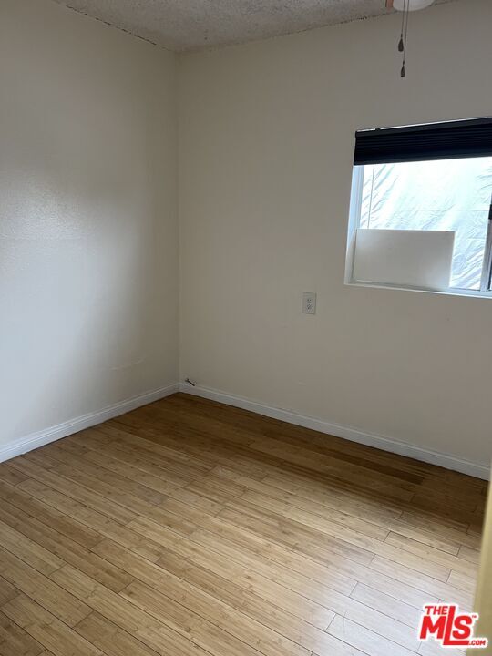 Foto del edificio - 22032 Meyler St