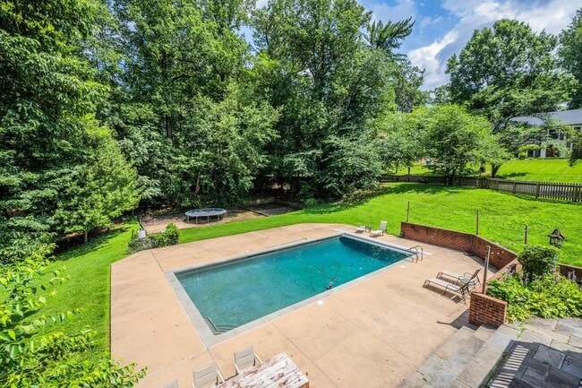Building Photo - 7732 Canal Ct