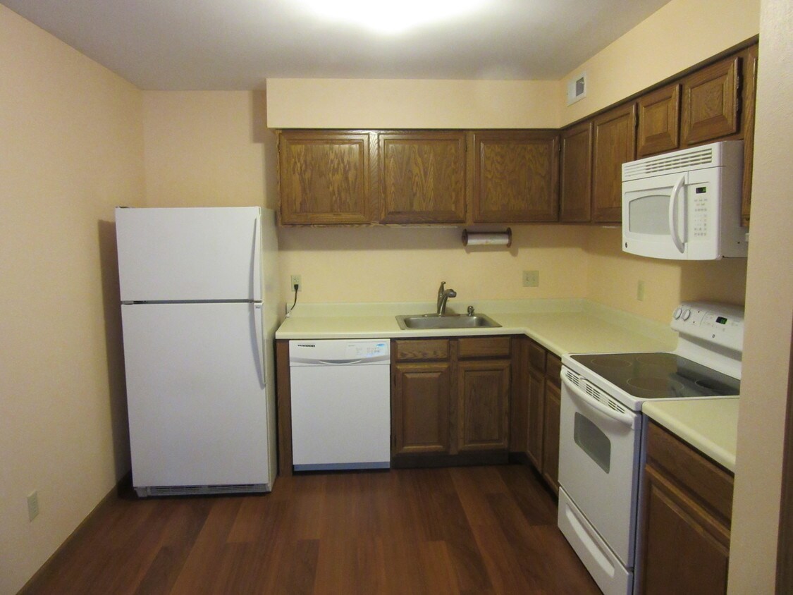 Primary Photo - 7416 Triwoods Dr