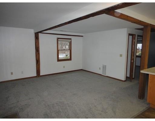 Building Photo - 18 Calkins Ave